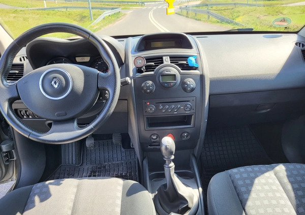 Opel Astra cena 17900 przebieg: 207000, rok produkcji 2014 z Łomża małe 172